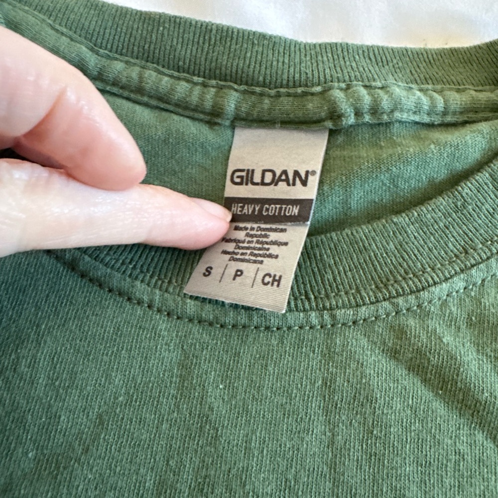 🎉5 items for $15🎉  Earth Child Green Tee - Picture 3 of 3